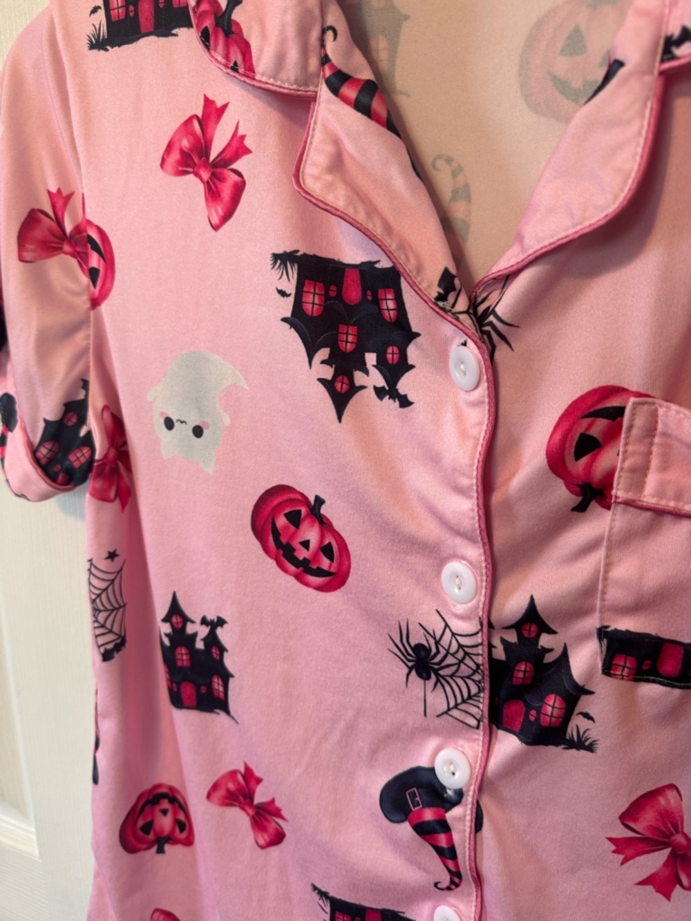 Pink Halloween Print Shorts Pajama 2Piece Set Size Small - Picture 6 of 16